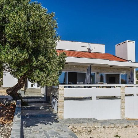 Moderner Bungalow Mit Meerblick ลุน ภายนอก รูปภาพ
